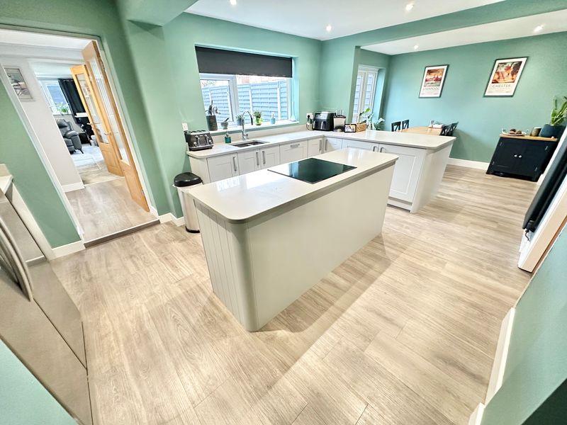 Glen Road Great Sutton